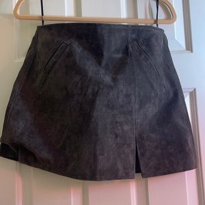 Blank NYC grey suede skirt